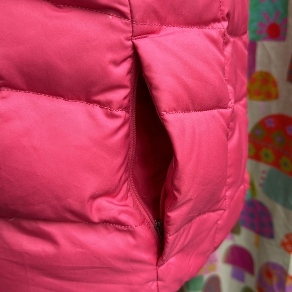 LL Bean Puffy Vest. Small - Picture 5 of 10